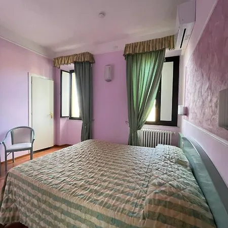 Hotel Divino